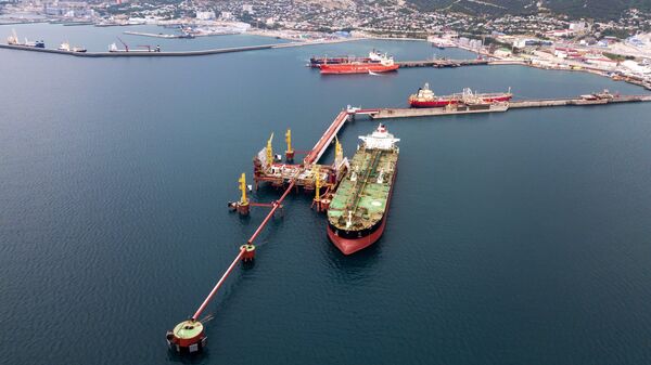 КТК обследовал оборудование причала на нефтетерминале в Черном море