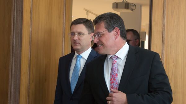 Александр Новак и Марош Шефчович во время переговоров России, Украины и Еврокомиссии по транзиту газа в Берлине
