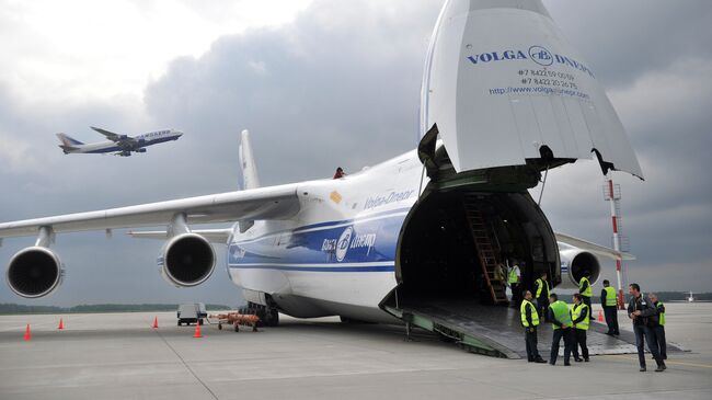 Самолет АН-124-120 Руслан. Архивное фото