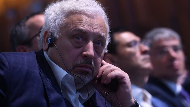 Леонид Печатников