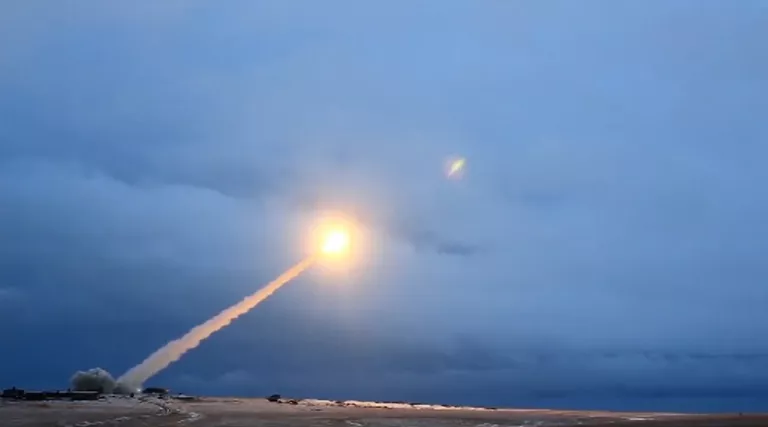 Пуск и полет новейшей ракеты с ядерной установкой Буревестник Пуск и полет новейшей ракеты с ядерной установкой Буревестник