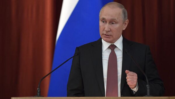 Президент РФ Владимир Путин на совещании послов и постоянных представителей РФ. 19 июля 2018