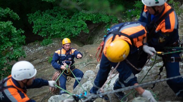 Учения аварийно-спасательной службы Кубань-Спас в горах Краснодарского края