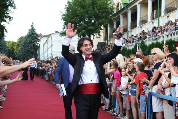 Открытие кинофестиваля Хрустальный ИсточникЪ Открытие кинофестиваля Хрустальный ИсточникЪ