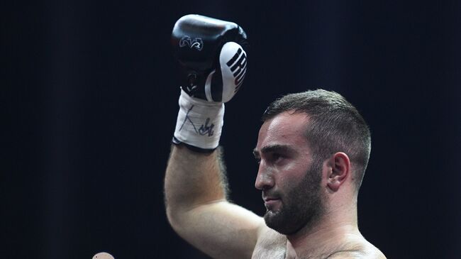 Боксер Мурат Гассиев Боксер Мурат Гассиев