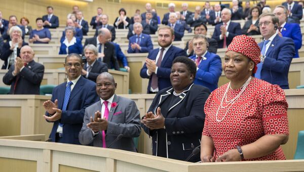 Делегация парламента ЮАР на заседании Совета Федерации РФ. 2016 год
