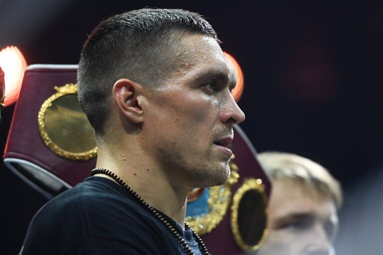 Александр Усик