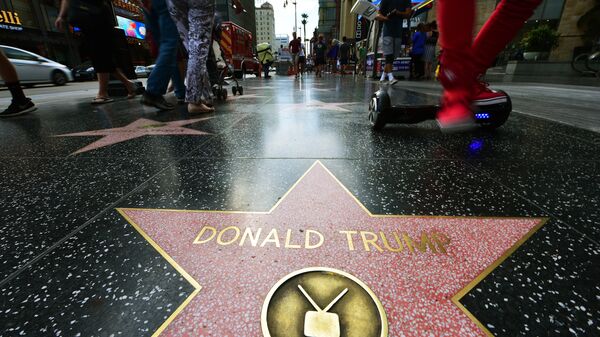Звезда Дональда Трампа на Голливудском бульваре