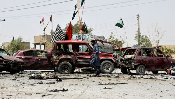 Вид на место взрыва избирательного участка в городе Кветта в Пакистане. 25 июля 2018