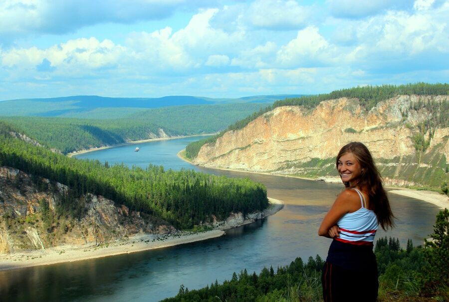 Река Лена, скалы Щеки, Иркутская область