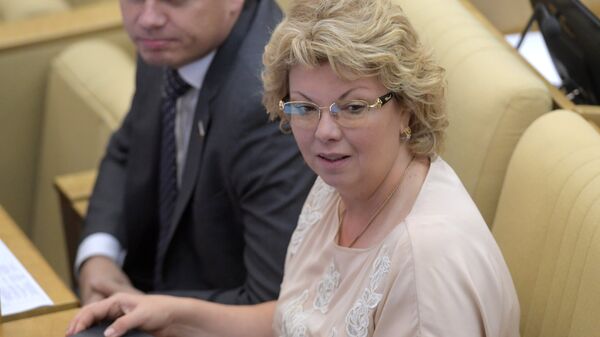 Председатель комитета Госдумы по культуре Елена Ямпольская на пленарном заседании парламента РФ
