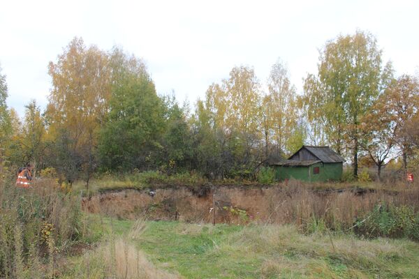 Карстовый провал в селе Чудь, Нижегородской области, 2014 год Карстовый провал в селе Чудь, Нижегородской области, 2014 год