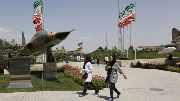Музей Исламской революции и Священной обороны в Тегеране