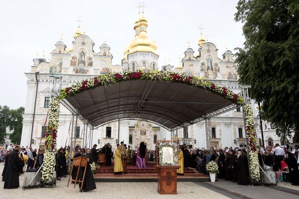 Праздничные мероприятия, посвященные 1030-летию Крещения Руси, в Киево-Печерской лавре в Киеве. 27 июля 2018 Праздничные мероприятия, посвященные 1030-летию Крещения Руси, в Киево-Печерской лавре в Киеве. 27 июля 2018