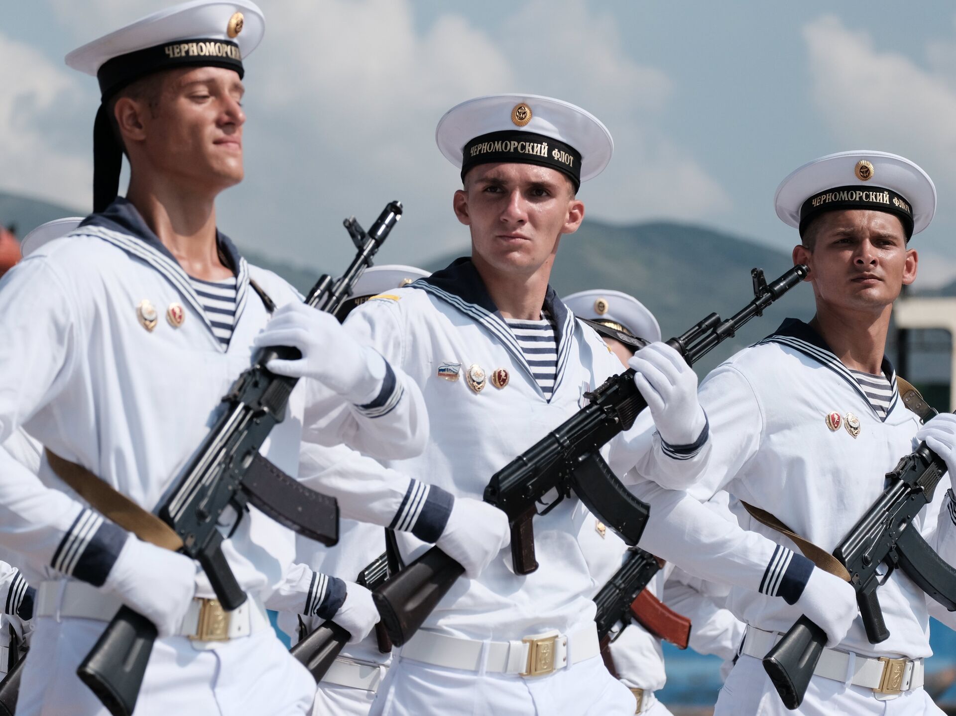 Моряки ВМФ