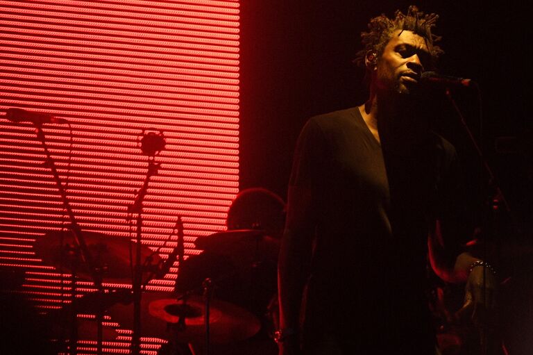 Участник британской группы Massive Attack Грант Маршалл выступает на музыкальном фестивале Park Live в Центральном парке культуры и отдыха имени Горького в Москве