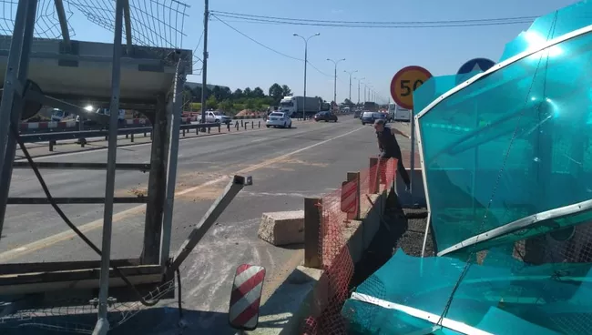 Последствия ДТП с участием КамАЗа на Ярославском шоссе возле Пушкино. 31 июля 2018