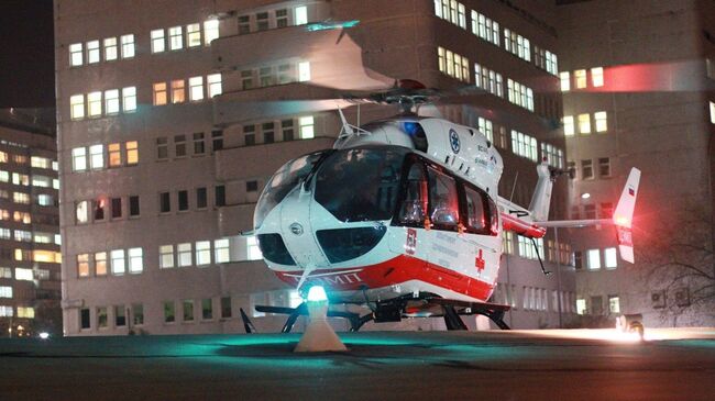 Санитарный вертолет Московского авиационного центра (МАЦ)