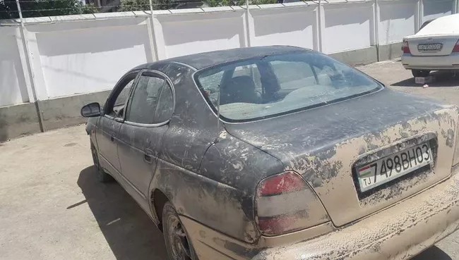 Автомобиль на котором передвигались преступники совершившие наезд на 7 иностранных граждан-велосипедистов в Таджикистане. 29 июля 2018 года
