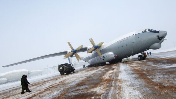 Военно-транспортный самолет АН-22