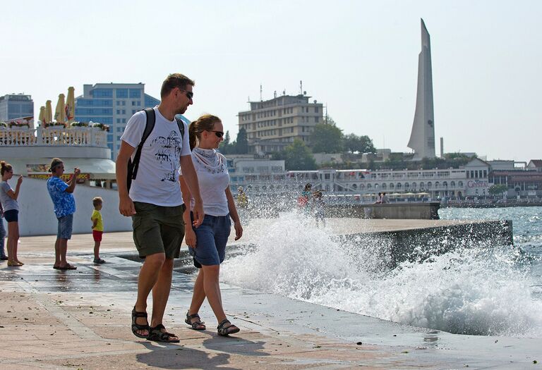 Защита от солнца — обязательное условие ухода за кожей летом Защита от солнца — обязательное условие ухода за кожей летом