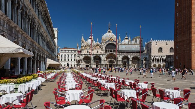 Кафе на Площади Святого Марка в Венеции