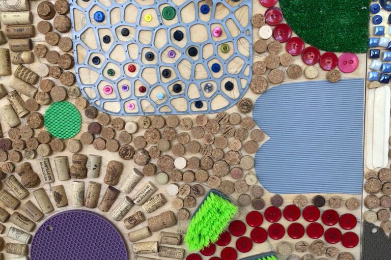 Тактильная стена для детей с нарушением зрения в уфимской коррекционной школе-интернат №28 Тактильная стена для детей с нарушением зрения в уфимской коррекционной школе-интернат №28