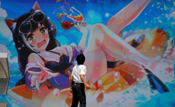 Экран с анимацией на улице Токио, Япония