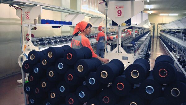 Работа текстильной фабрики в Узбекистане