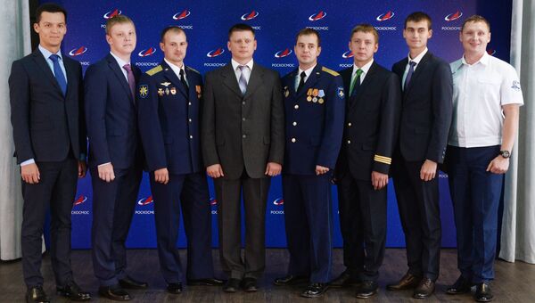 Космонавты, поступившие в отряд по итогам 1,5-летнего отбора, на церемонии представления в Москве. 10 августа 2018
