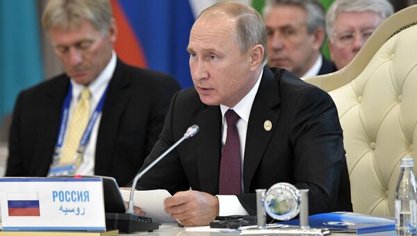 Владимир Путин на встрече глав государств-участников V Каспийского саммита в Актау. 12 августа 2018