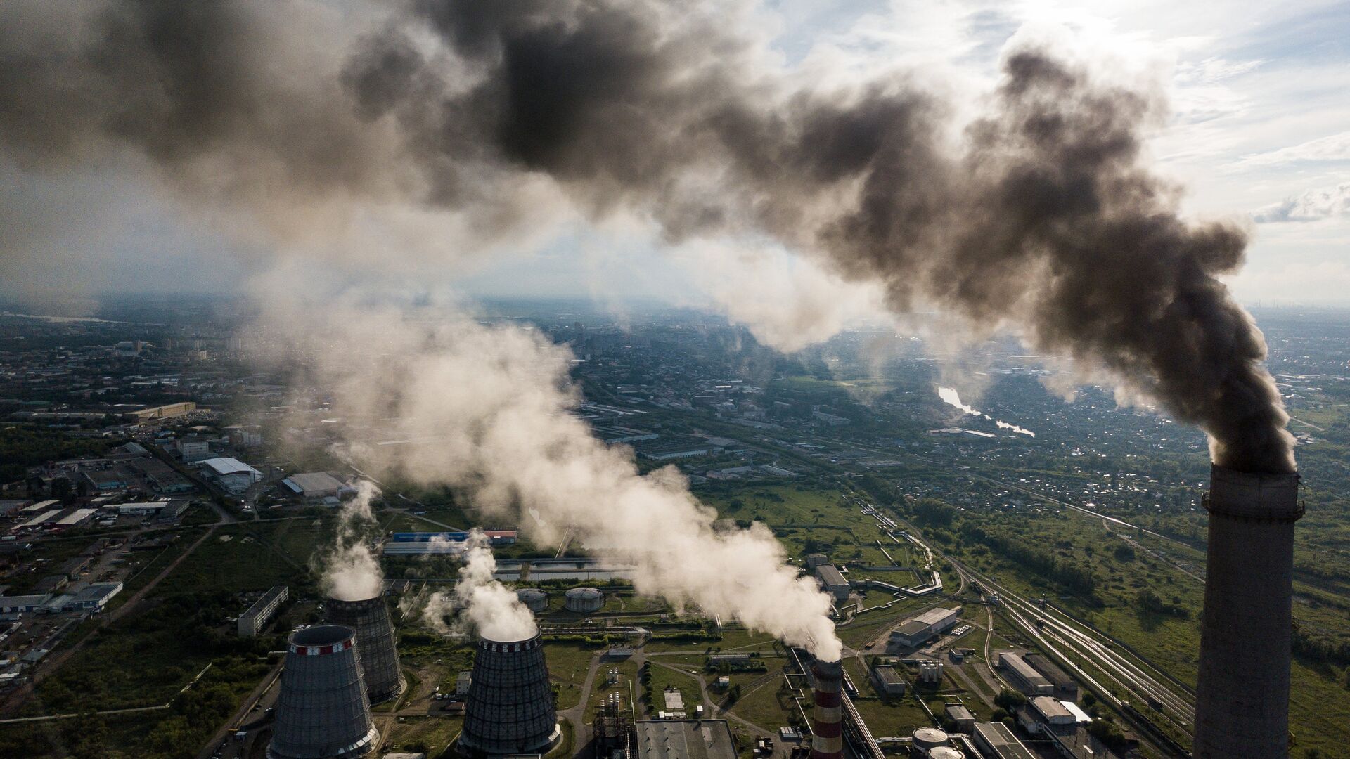 Трубы ТЭЦ-5 в городе Омске - РИА Новости, 1920, 29.01.2019