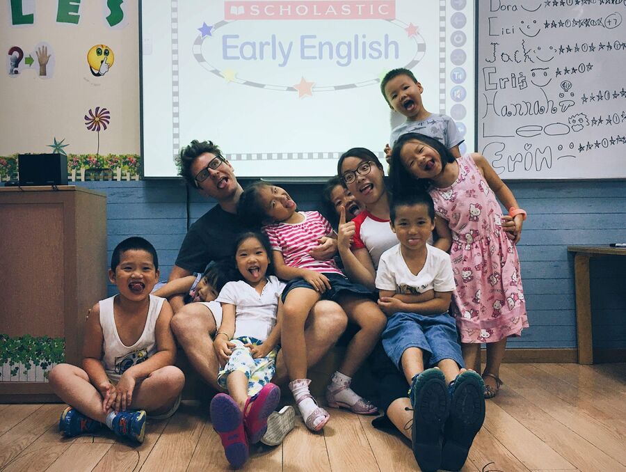 Урок английского языка в китайском детском языковом центре