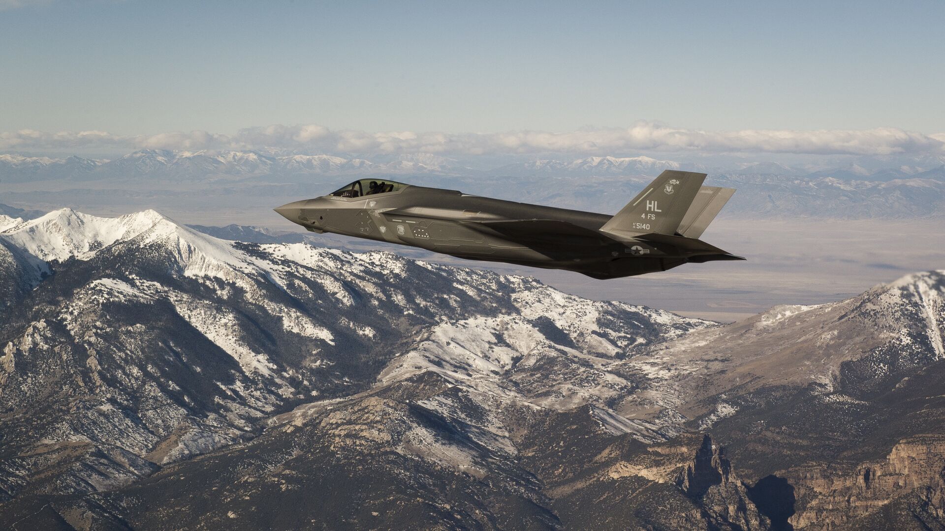 Американский истребитель-бомбардировщик пятого поколения F-35 Lightning II  - РИА Новости, 1920, 16.03.2021