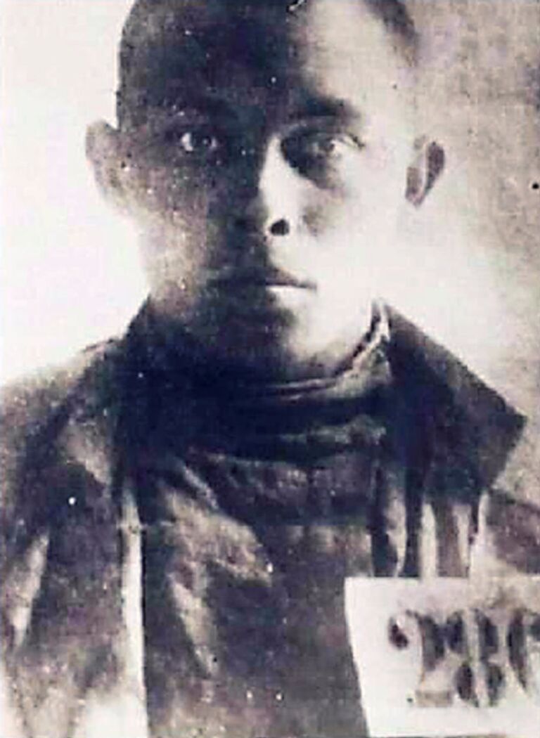 Александр Антонов в тюрьме