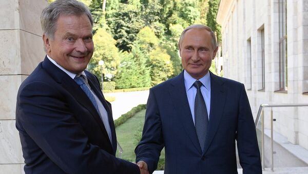 Президент РФ Владимир Путин и президент Финляндской Республики Саули Ниинистё во время встречи. 22 августа 2018