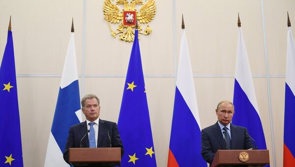 Президент РФ Владимир Путин и президент Финляндии Саули Ниинистё на пресс-конференции по итогам встречи в Сочи. 22 августа 2018