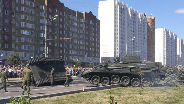 Инцидент с участием танка Т-34 после военного парада в Курске. 23 августа 2018
