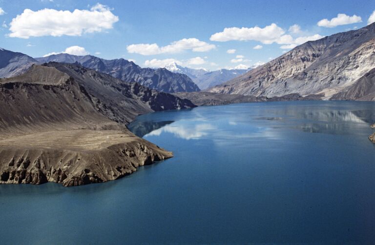 Сарезское озеро на Памире