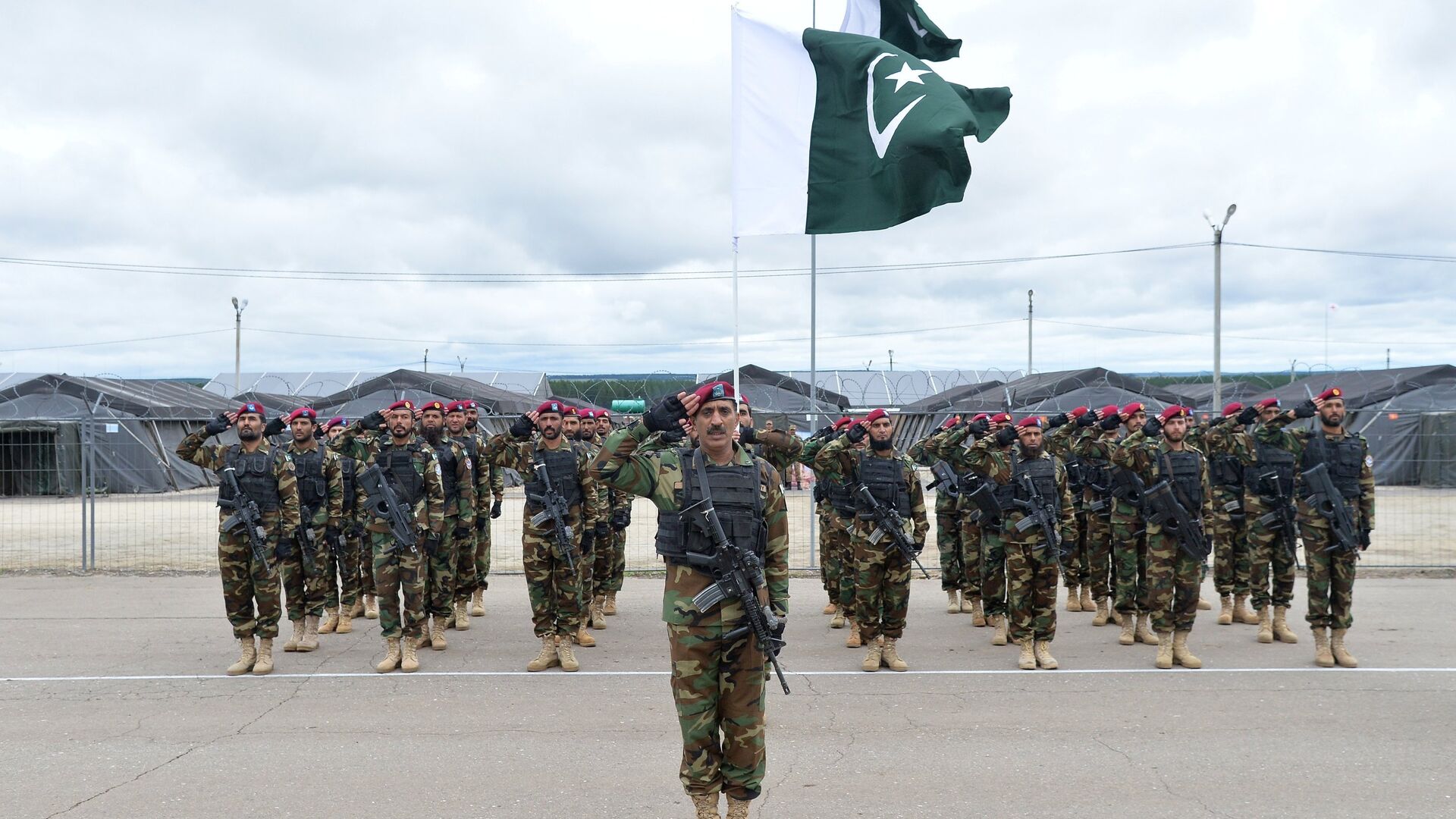 Военнослужащие вооруженных сил Пакистана во время учений ШОС Мирная миссия-2018 в Чебаркуле - РИА Новости, 1920, 08.06.2021