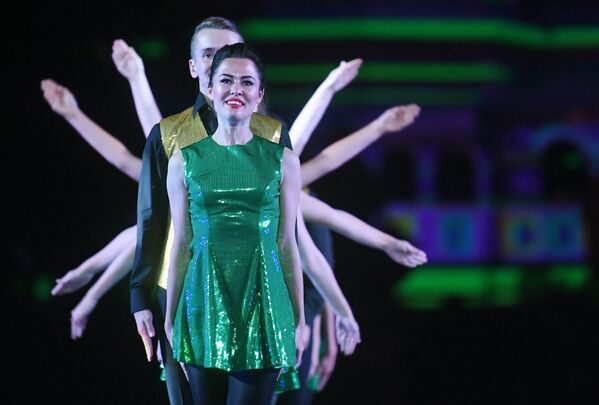 Участники Международной команды ирландских танцев на торжественной церемонии открытия XI Международного военно-музыкального фестиваля Спасская башня