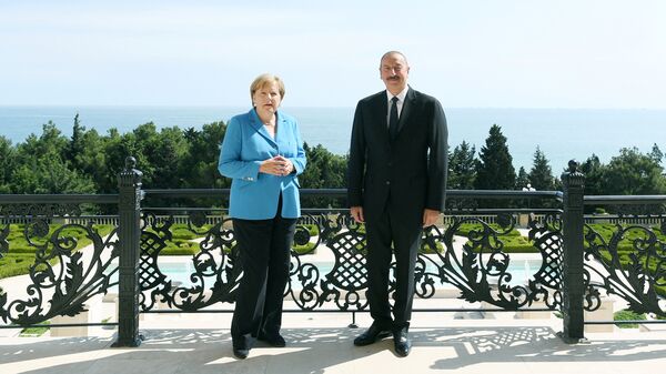 Канцлер Германии Ангела Меркель и президент Азербайджана Ильхам Алиев. Архивное фото