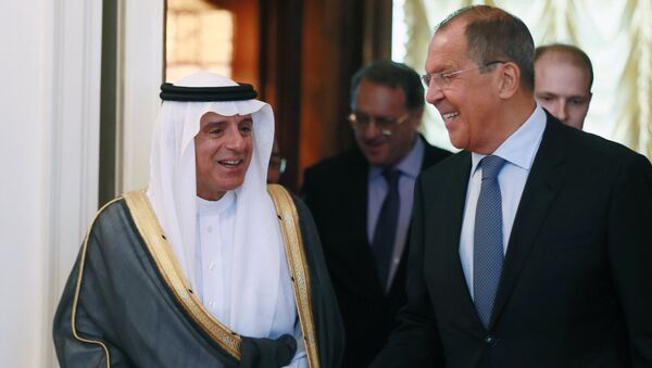 Министр иностранных дел РФ Сергей Лавров и министр иностранных дел Саудовской Аравии Адель аль-Джубейр во время встречи