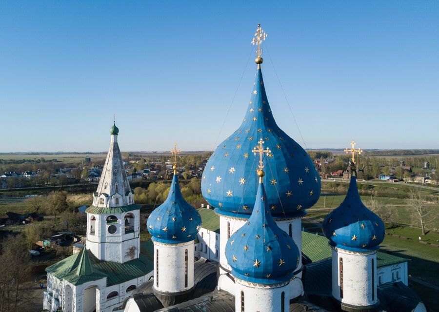 Рождественский собор на территории Суздальского кремля