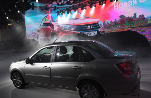 Автомобиль Lada Granta на Московском международном автомобильном салоне 2018 Автомобиль Lada Granta на Московском международном автомобильном салоне 2018
