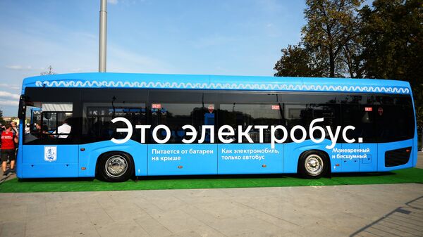 Пассажирский электробус в Москве. Архивное фото