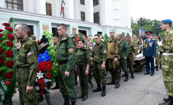 LIVE: Прощание с Захарченко в Донецке