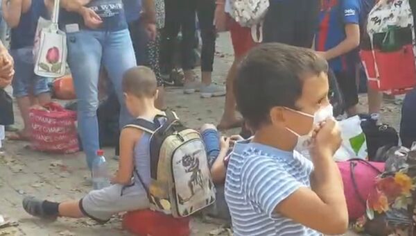 «Детям тяжело дышать». Ситуация вокруг выбросов с химзавода в Армянске