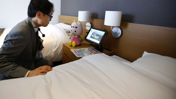 Робот-консьерж Tuly в Henn na Hotel в Японии