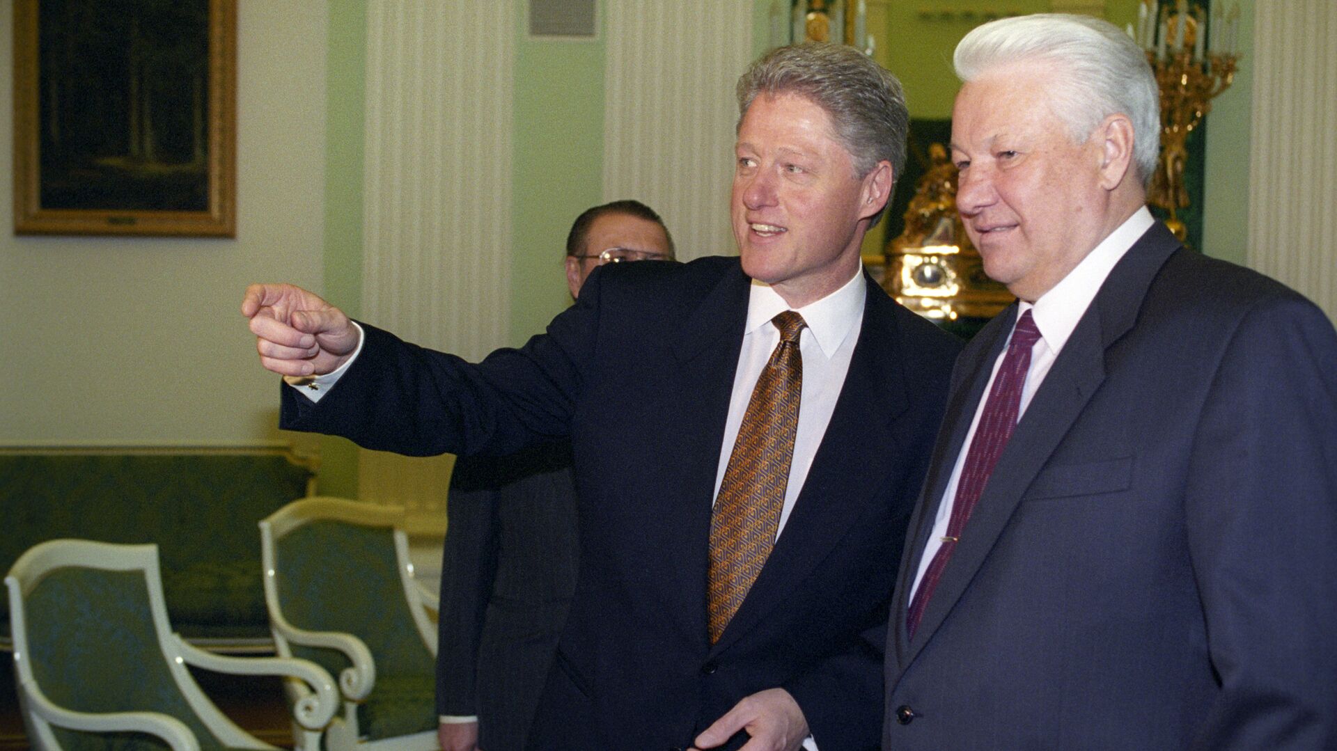 Переговоры президента России Бориса Ельцина и президента США Билла Клинтона по вопросам ядерной безопасности в Москве. 21 апреля 1996  - РИА Новости, 1920, 05.04.2024